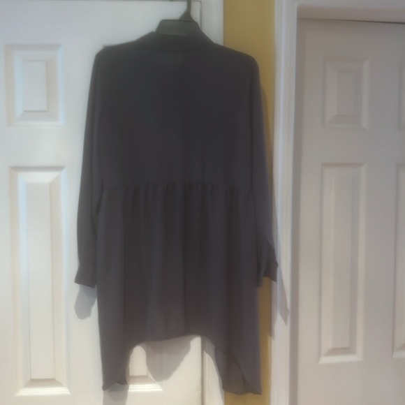 Urban Outfitters blouse - Picture 2 of 3